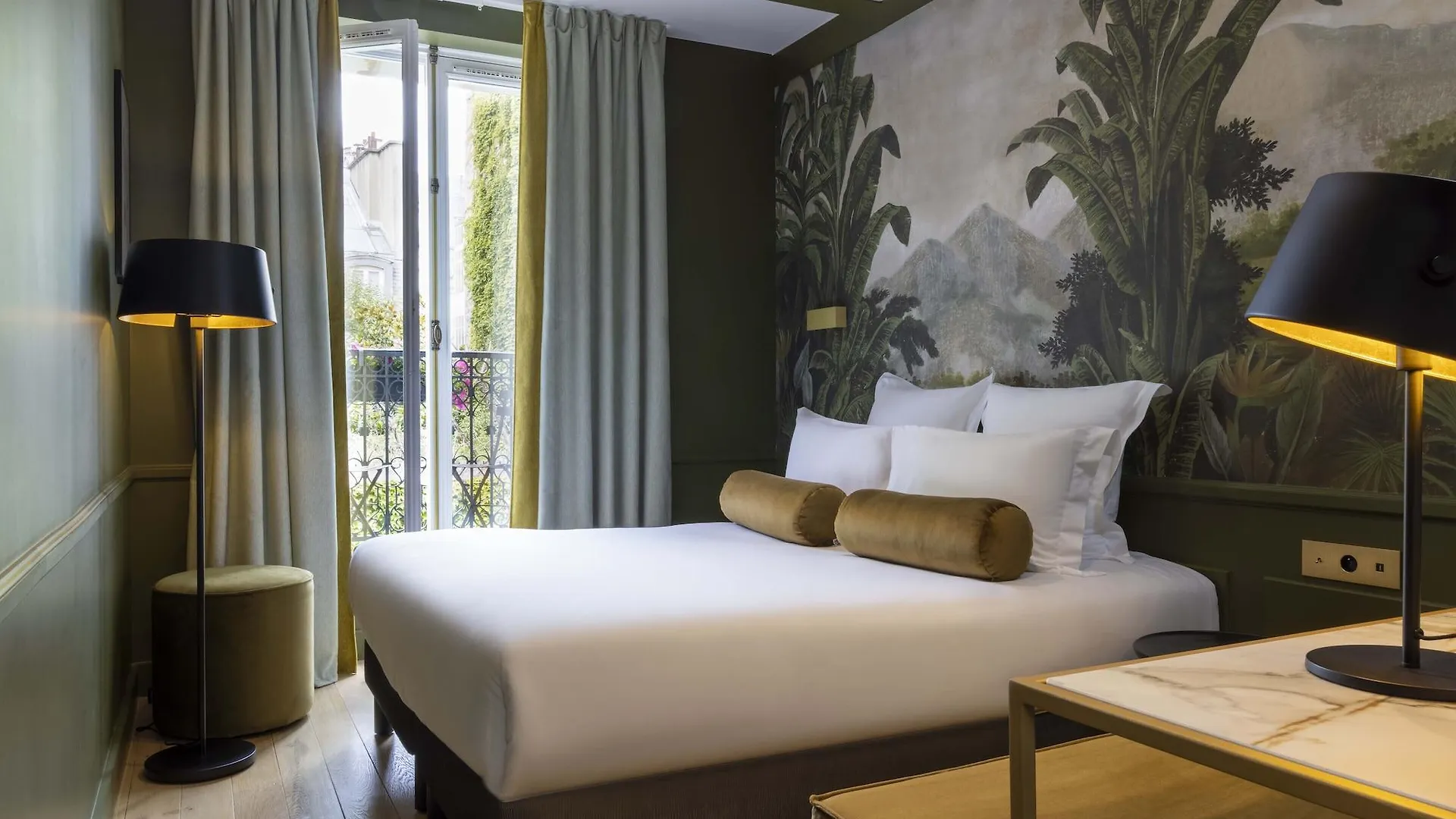 Hotel Les Jardins Du Luxembourg 4*