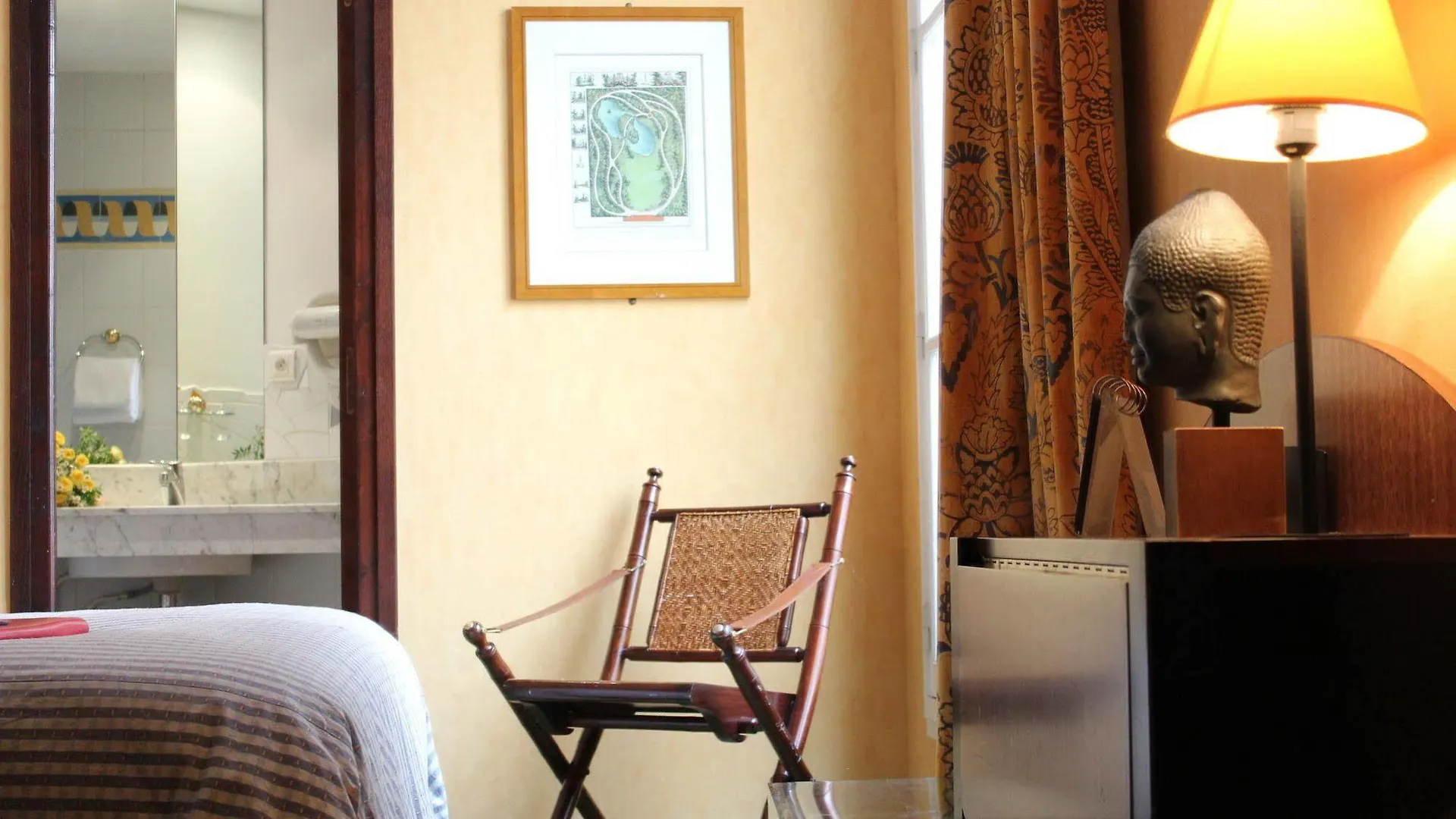 Les Jardins Du Luxembourg Hotel 4*