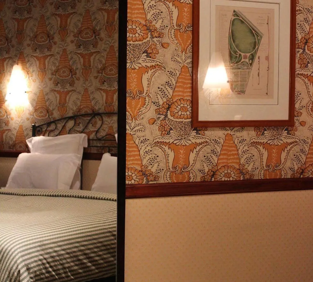 Les Jardins Du Luxembourg Hotel 4*